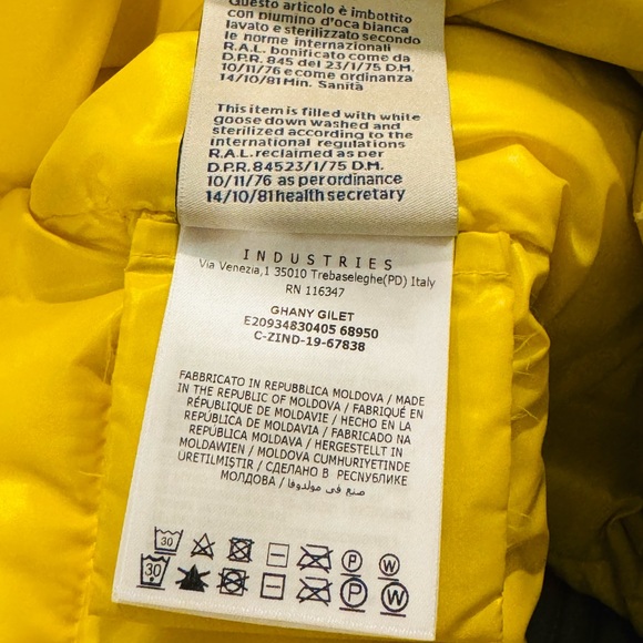 Yellow Moncler Vest (1 / US SM) - Picture 3 of 8